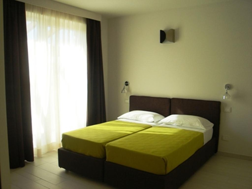 La Fattoria Apartments Lazise Kamer foto